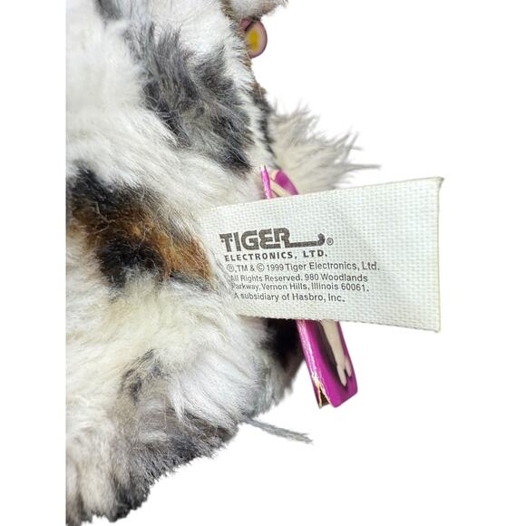 Furby Snow Leopard 1999 Tiger Electronics w/ Tag White Black Brown - Picture 8 of 8